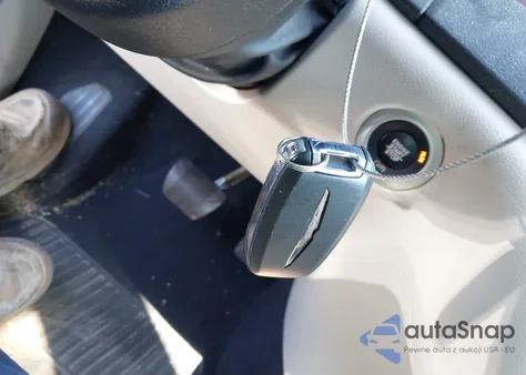 2020 Chrysler Voyager L from USA, damaged, VIN 2C4RC1AG2LR250706